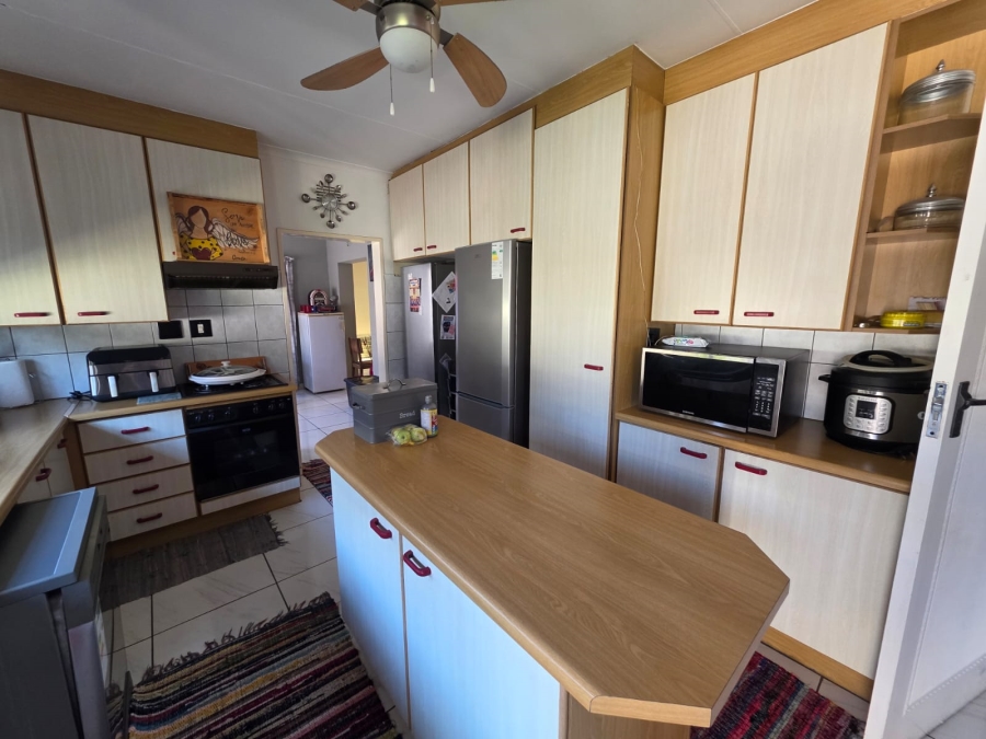 5 Bedroom Property for Sale in Sasolburg Ext 23 Free State